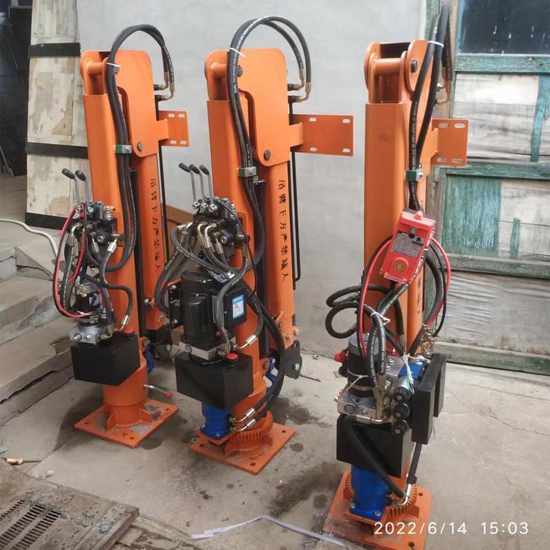 长治乡重汽蓝牌随车吊 3.2吨 国六动力强 液压驱动 农用自卸起重机